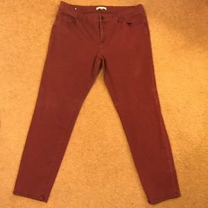 Cabi Bordeaux Wash Skinny Jean (#919)
